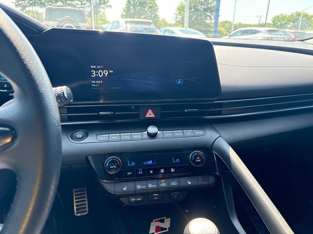 Used 2022 Hyundai Elantra N FWD image 18