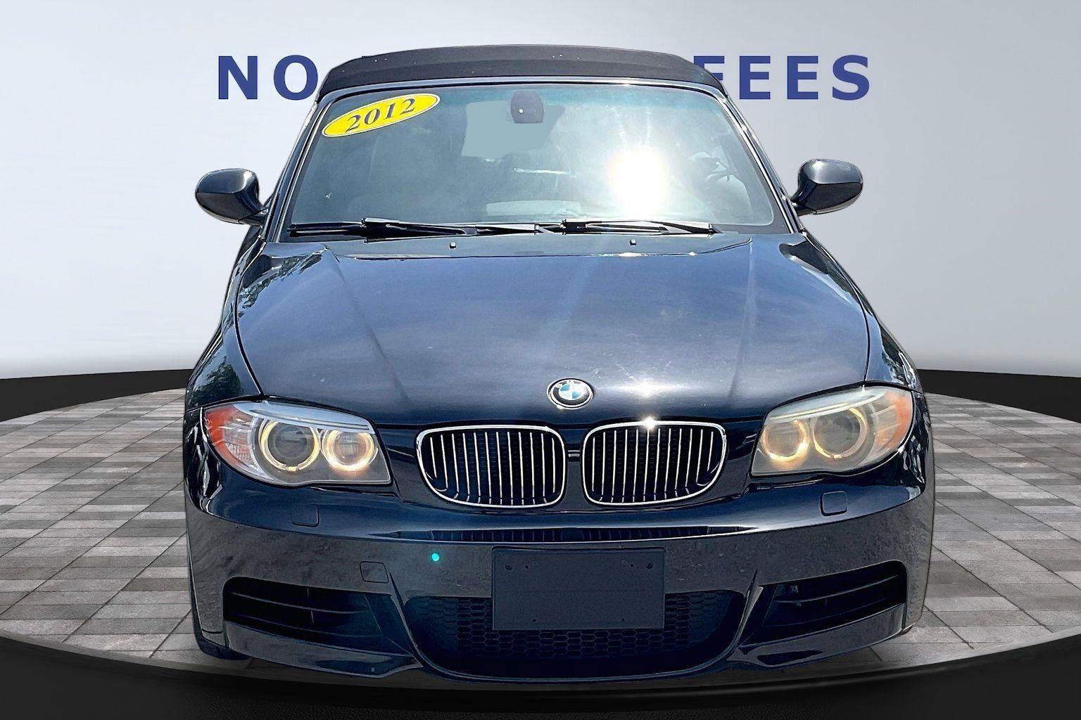 Used 2012 BMW 135i Convertible RWD image 2