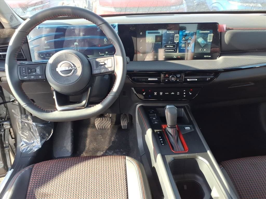 New 2026 Nissan Kicks SR image 9