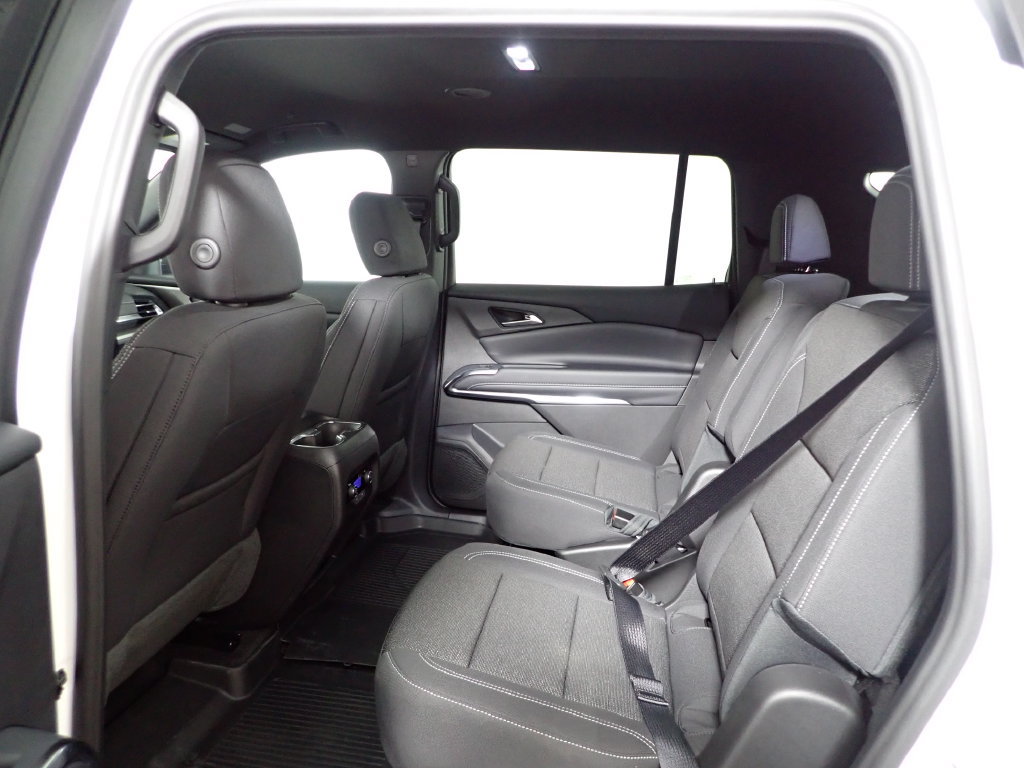 New 2027 Chevrolet Traverse LT w/ LPO, Floor Liner Package AWD/4WD image 34
