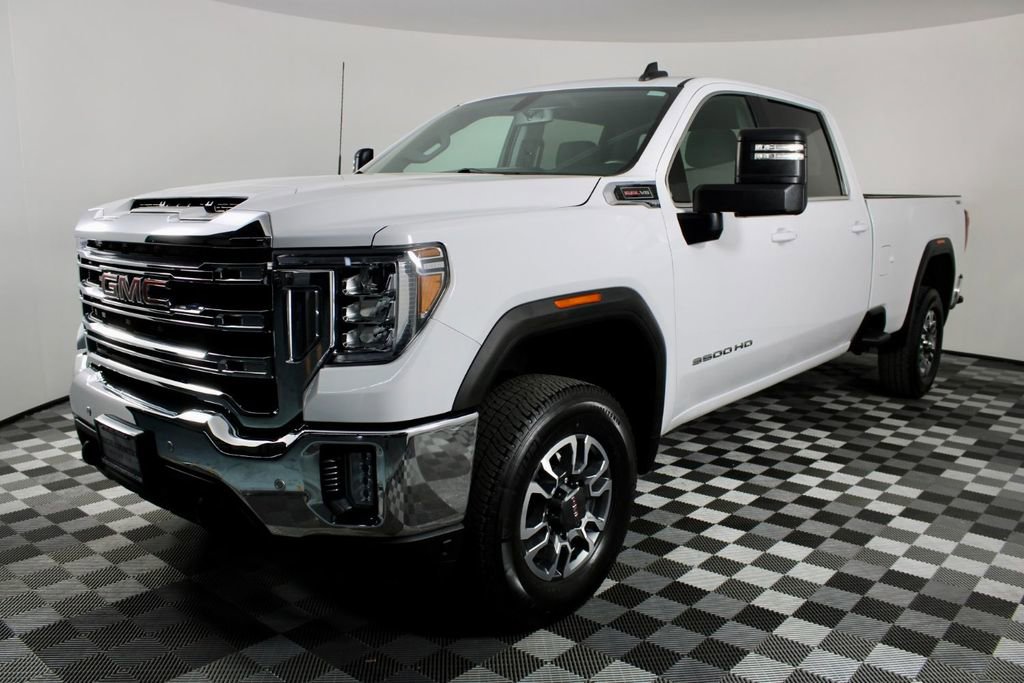Used 2023 GMC Sierra 3500 SLE w/ SLE Convenience Package image 4