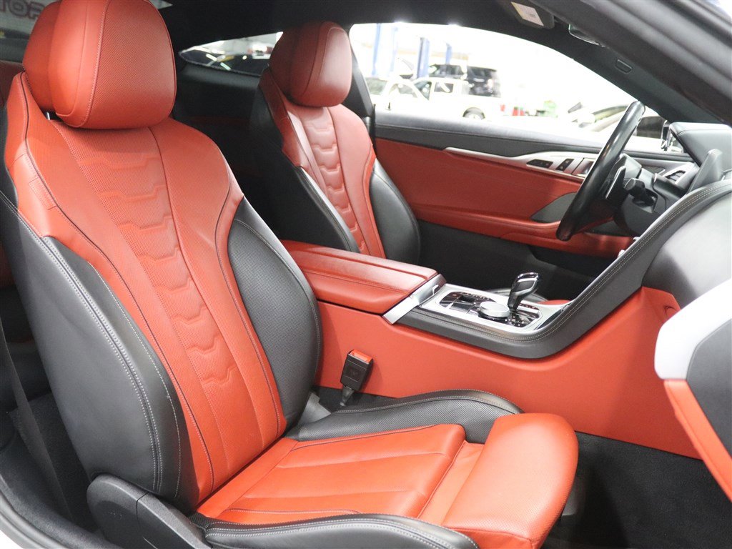 Used 2021 BMW M850i xDrive Coupe image 10