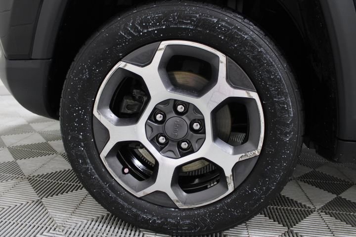 Used 2022 Jeep Compass Trailhawk w/ Trailhawk Convenience Group image 36