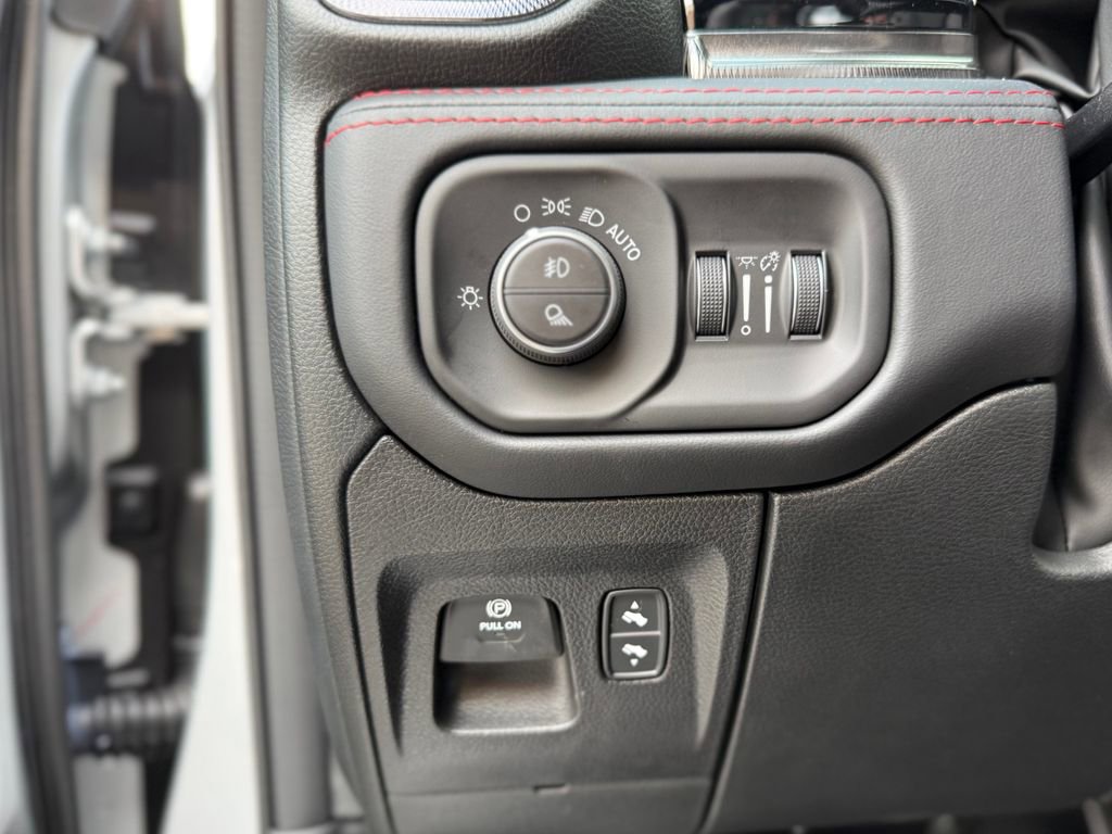 New 2026 RAM 1500 RHO image 21