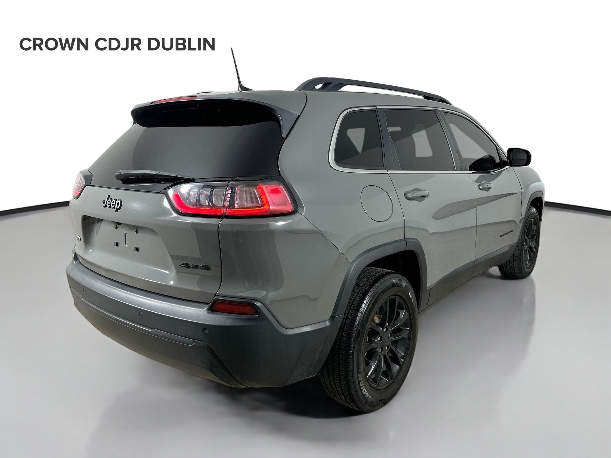 Used 2019 Jeep Cherokee Latitude Plus w/ Comfort/Convenience Group AWD/4WD image 5