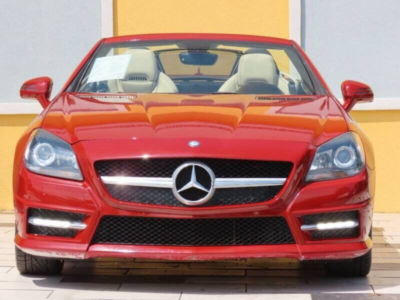 Used 2012 Mercedes-Benz SLK 350 image 2
