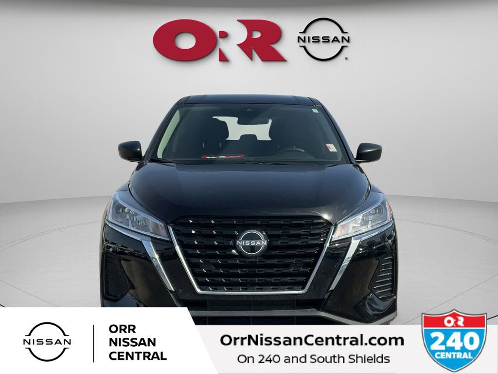 Used 2024 Nissan Kicks S image 2