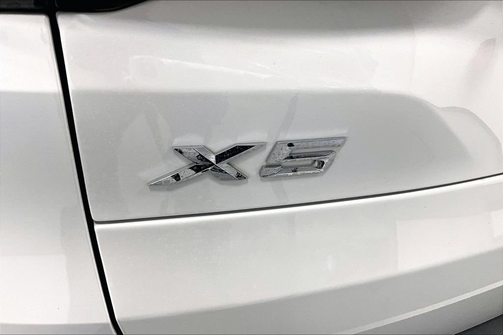 Used 2024 BMW X5 xDrive40i AWD/4WD image 33