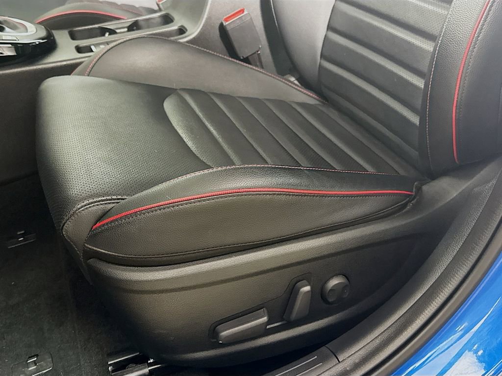 Used 2023 Kia Forte GT w/ GT2 Package FWD image 21