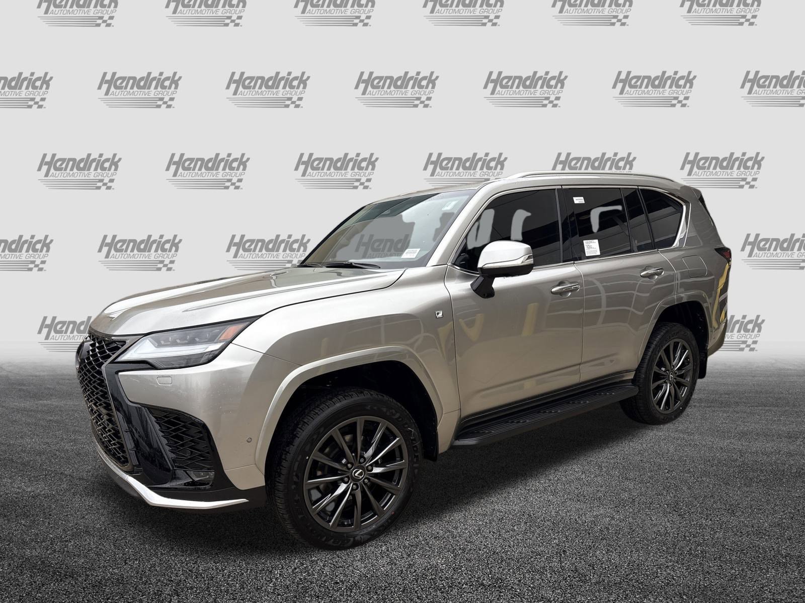 New 2025 Lexus LX 700h F Sport w/ Accessory Package (Z1) AWD/4WD image 5