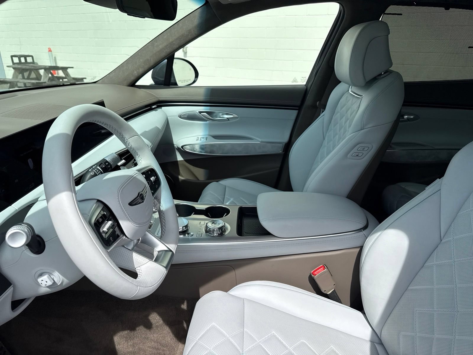 Used 2026 Genesis Electrified GV70 Prestige AWD/4WD image 24