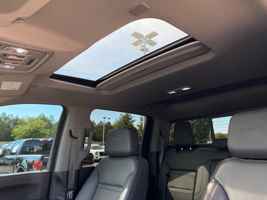 Used 2021 GMC Sierra 2500 Denali AWD/4WD image 24
