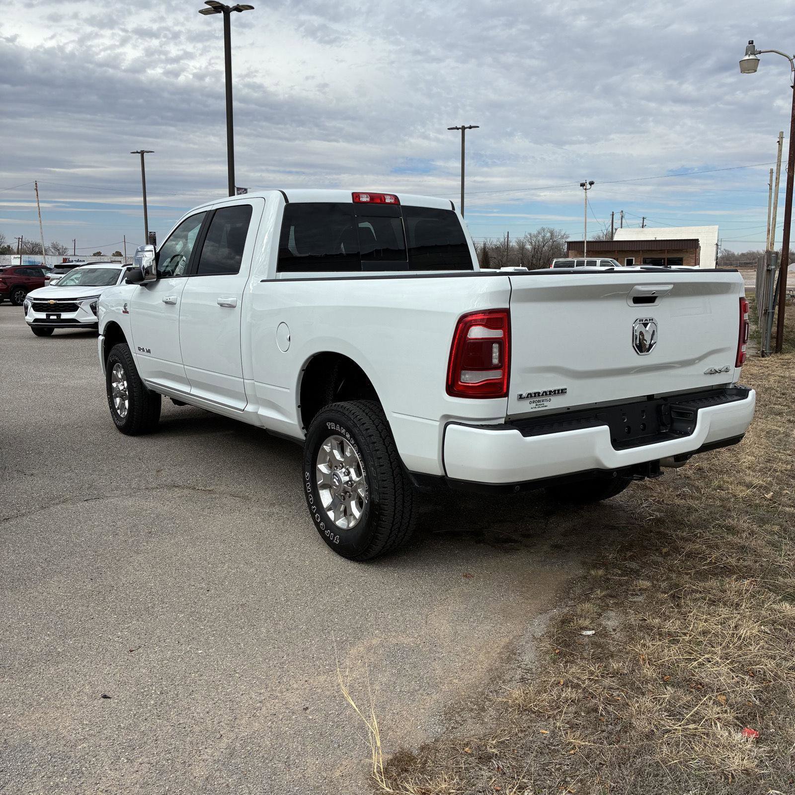 Used 2024 RAM 2500 Laramie w/ Safety Group image 19