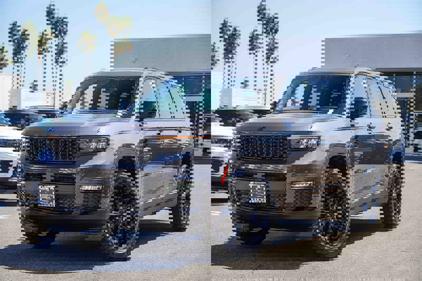 New 2025 Jeep Grand Cherokee L Limited w/ Luxury Tech Group II