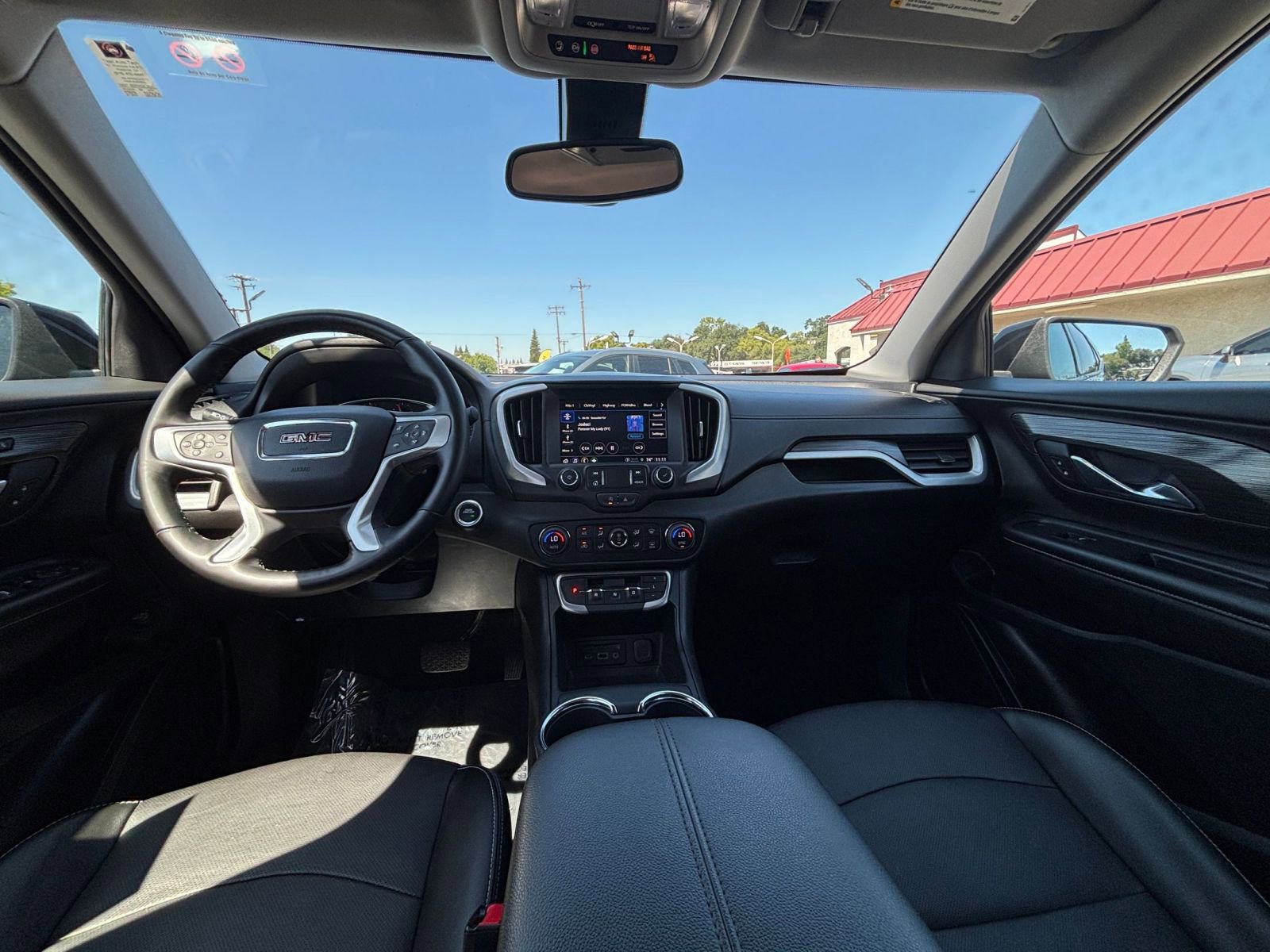 Used 2024 GMC Terrain SLT AWD/4WD image 36