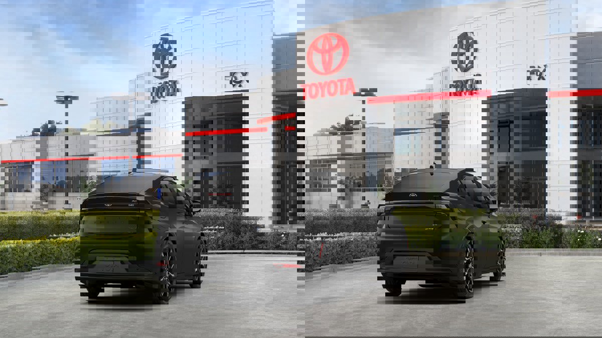 New 2026 Toyota Prius Plug-In Hybrid image 5