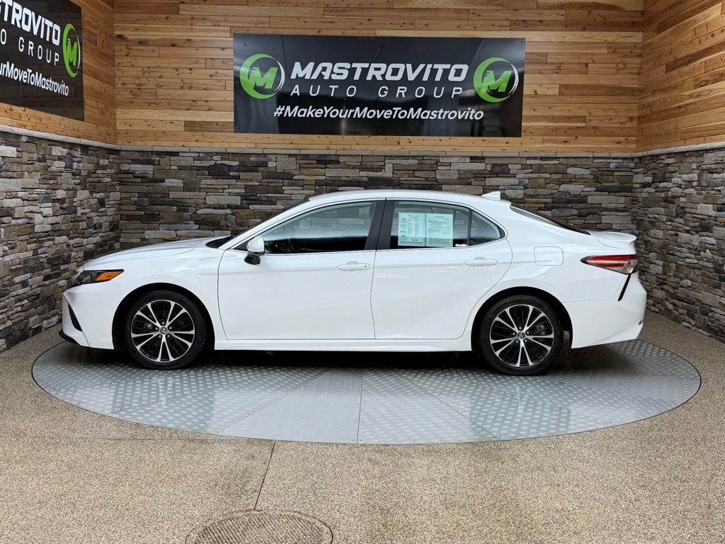 Used 2020 Toyota Camry SE image 6