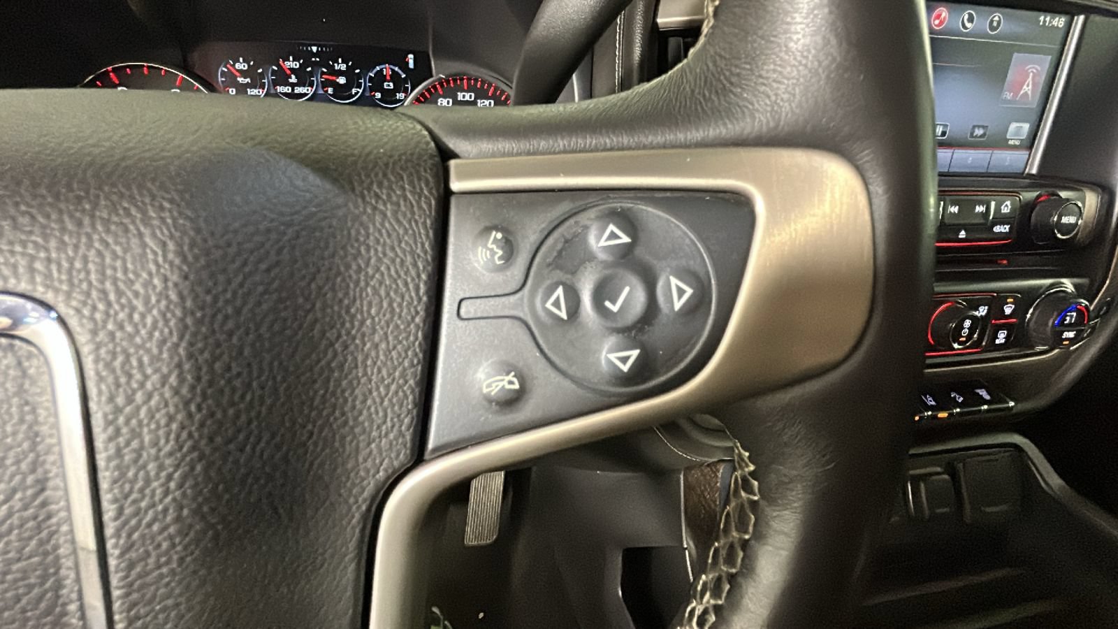 Used 2015 GMC Sierra 2500 Denali AWD/4WD image 19