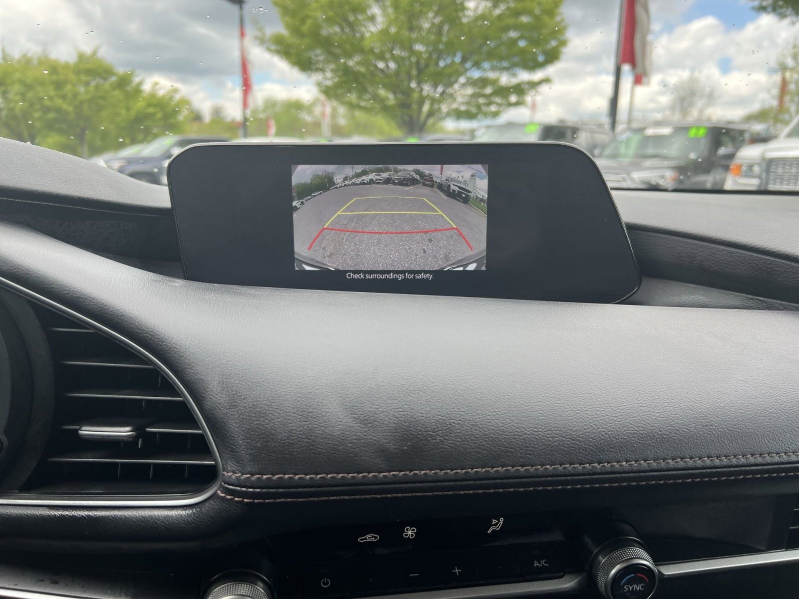 Used 2023 MAZDA MAZDA3 s FWD image 26