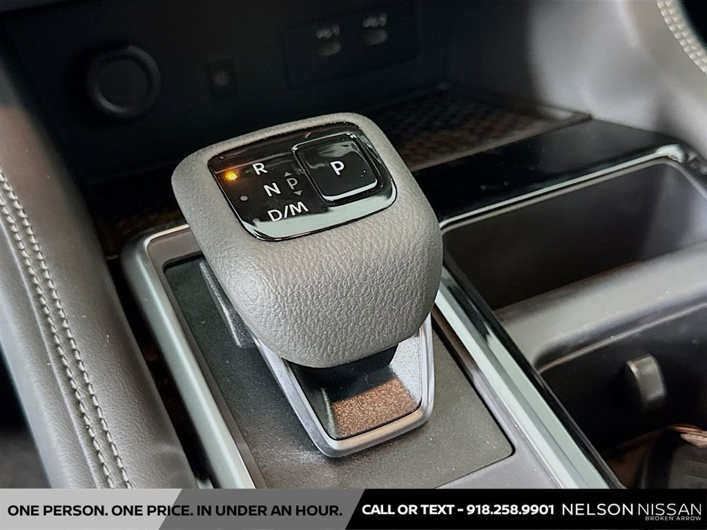 New 2026 Nissan Pathfinder Platinum image 16