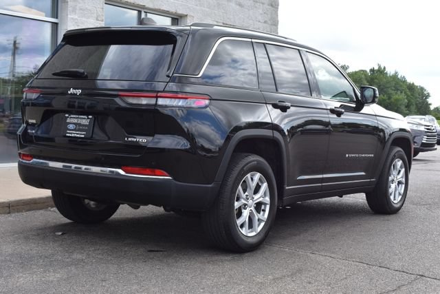 Used 2023 Jeep Grand Cherokee Limited AWD/4WD image 15