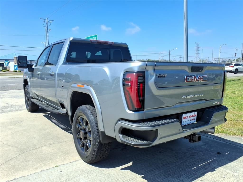 Used 2024 GMC Sierra 3500 AT4 w/ AT4 Premium Plus Package image 5