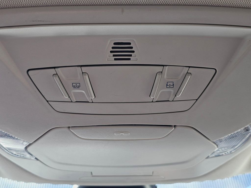 Used 2017 Ford Escape Titanium w/ Equipment Group 301A image 32