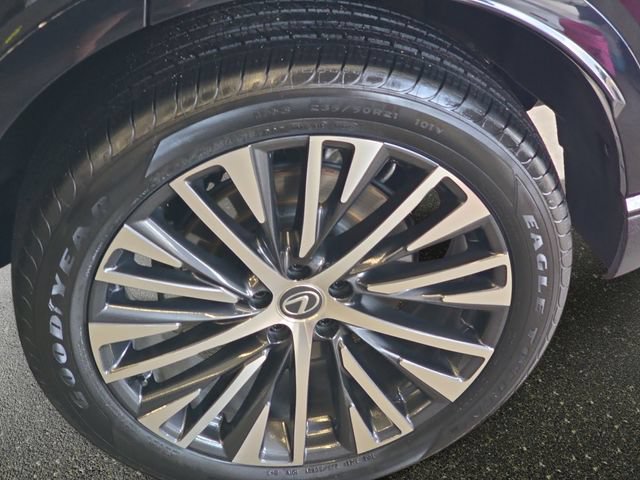 Used 2023 Lexus RX 350 Premium Plus w/ Cold Area Package AWD/4WD image 36