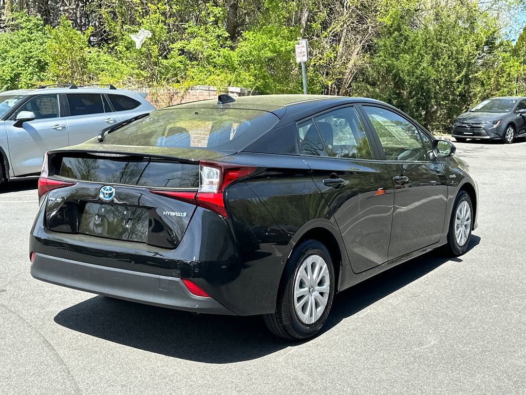 Used 2022 Toyota Prius LE image 4