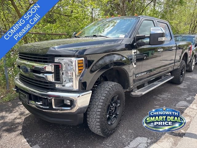Used 2018 Ford F350 XLT w/ XLT Premium Package AWD/4WD image 2