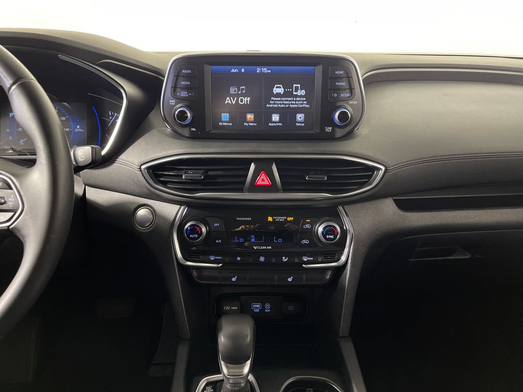 Used 2019 Hyundai Santa Fe SEL FWD image 16