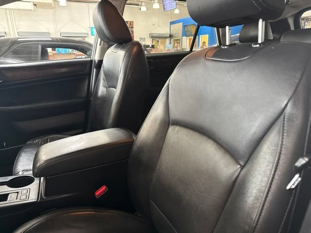 Used 2016 Subaru Outback 2.5i Limited AWD/4WD image 8