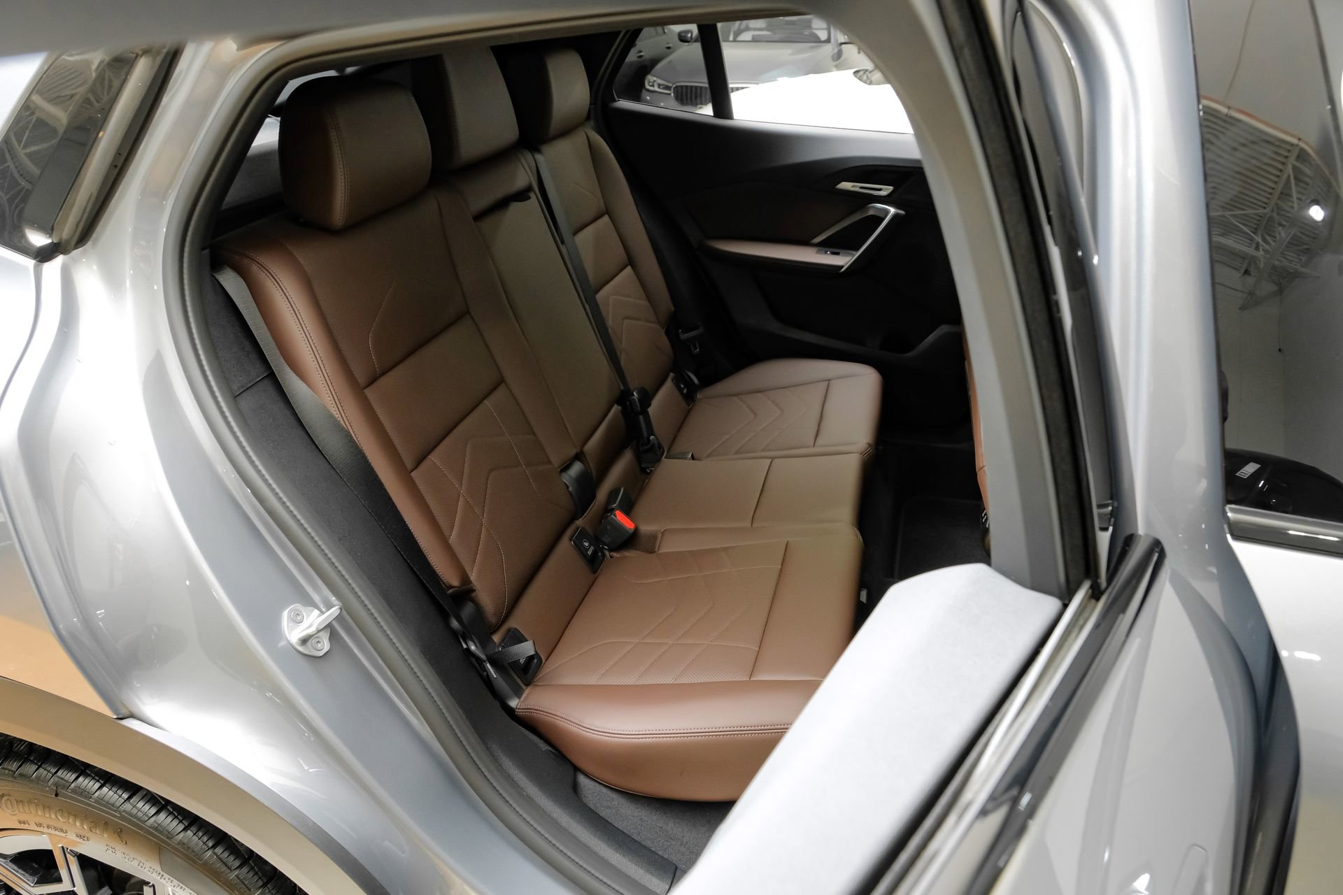 Used 2025 BMW X2 xDrive28i image 38