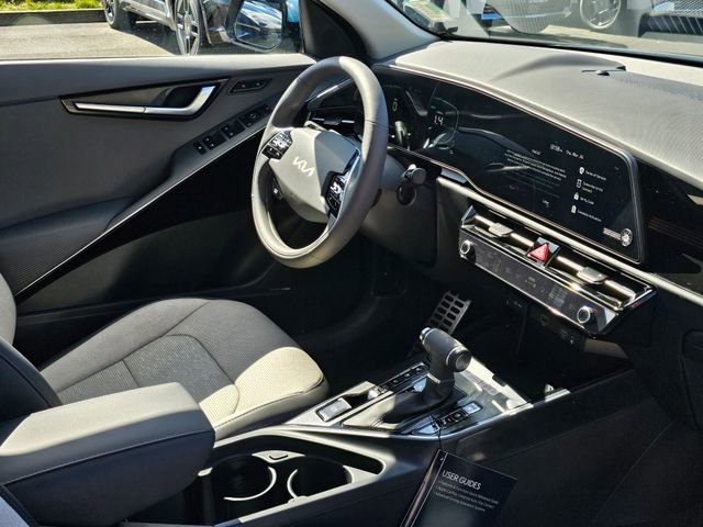 New 2026 Kia Niro SX Touring FWD image 10