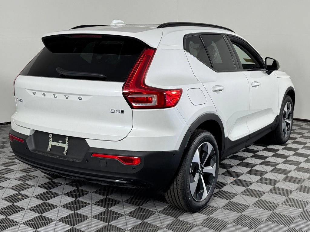 New 2026 Volvo XC40 B5 Plus w/ Protection Package Premier AWD/4WD image 6