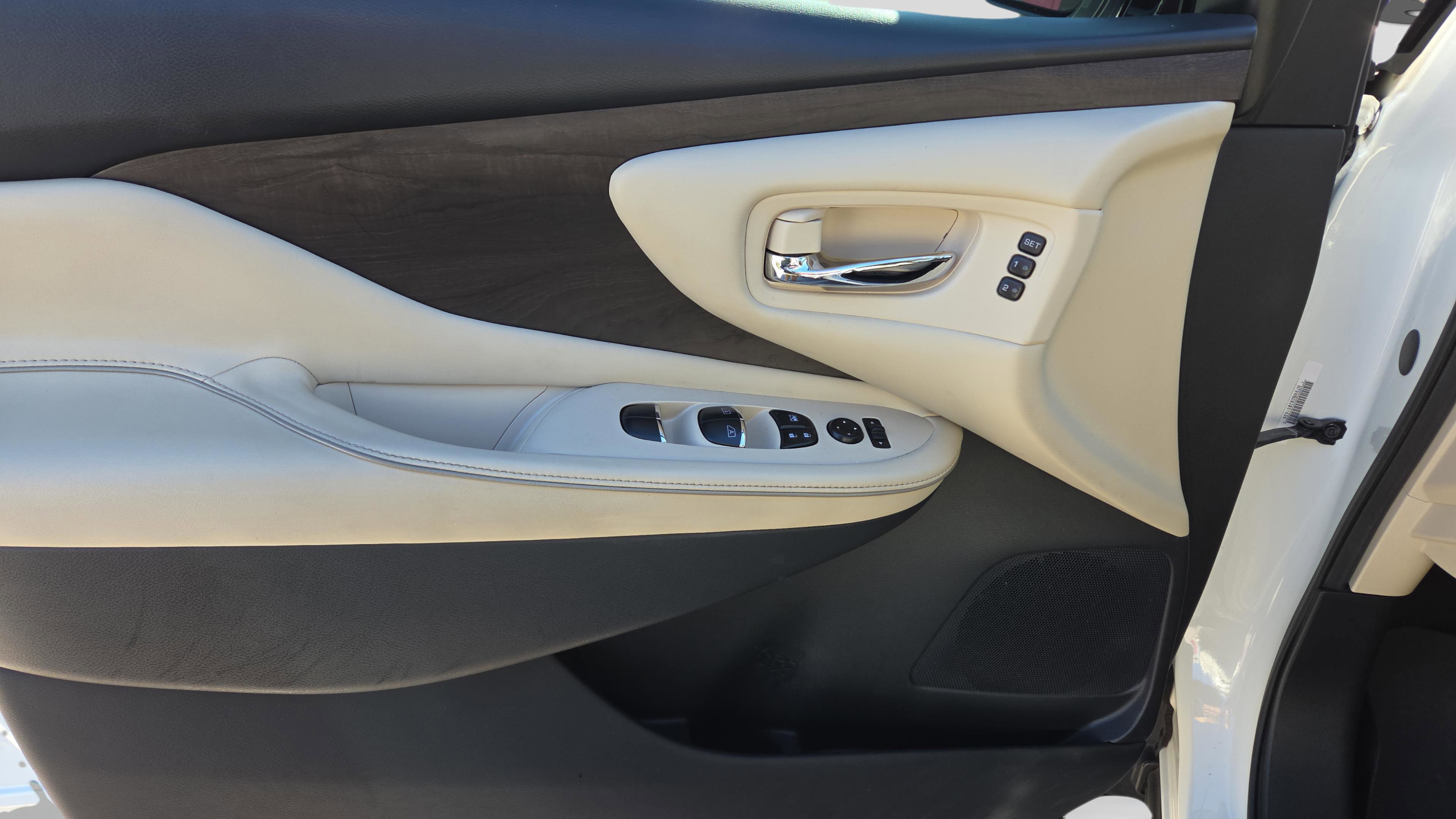 Used 2020 Nissan Murano Platinum image 23