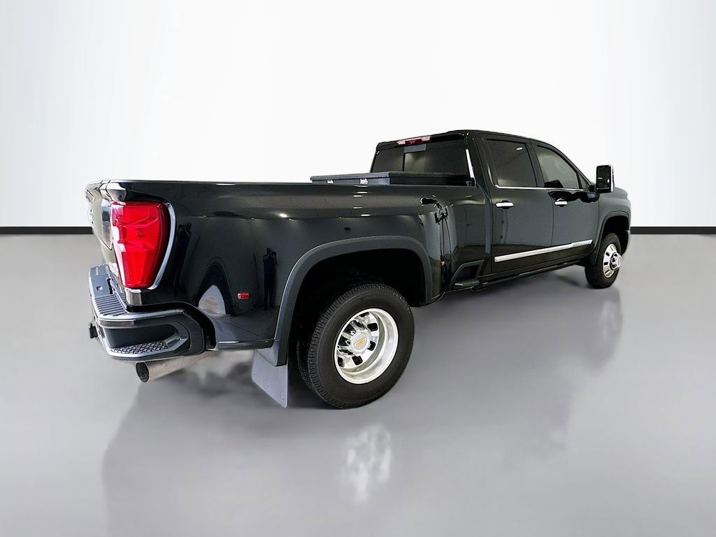 Used 2024 Chevrolet Silverado 3500 High Country w/ High Country Premium Package image 7