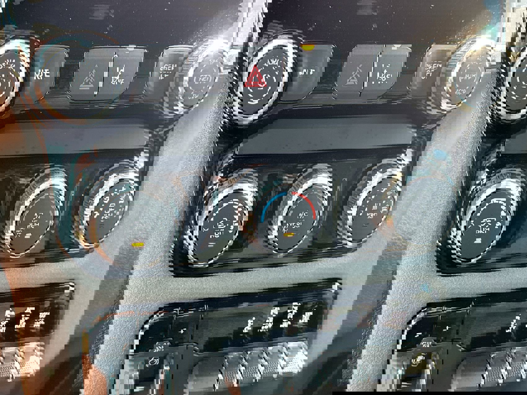 Used 2025 RAM 1500 Tradesman image 18