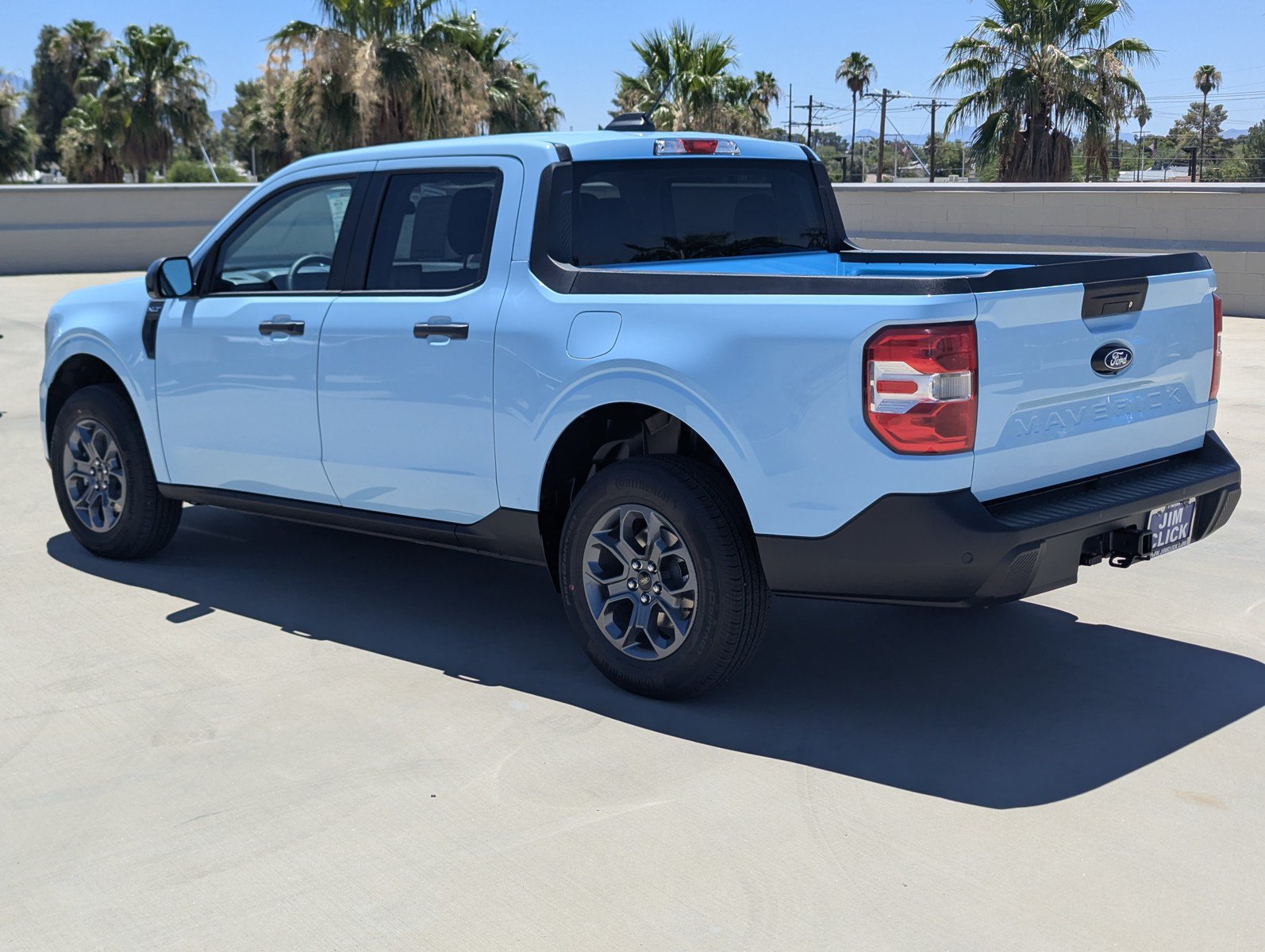 New 2026 Ford Maverick XLT w/ XLT Luxury Package FWD image 4
