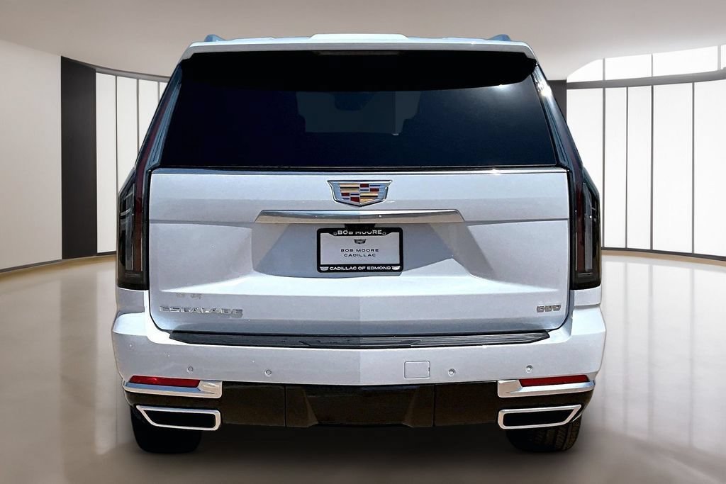 New 2026 Cadillac Escalade ESV Luxury w/ Touring Package AWD/4WD image 4