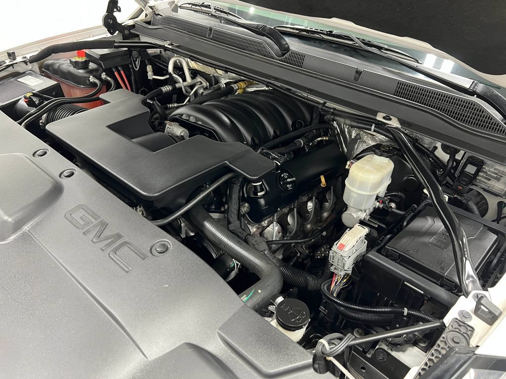 Used 2018 GMC Yukon Denali AWD/4WD image 32
