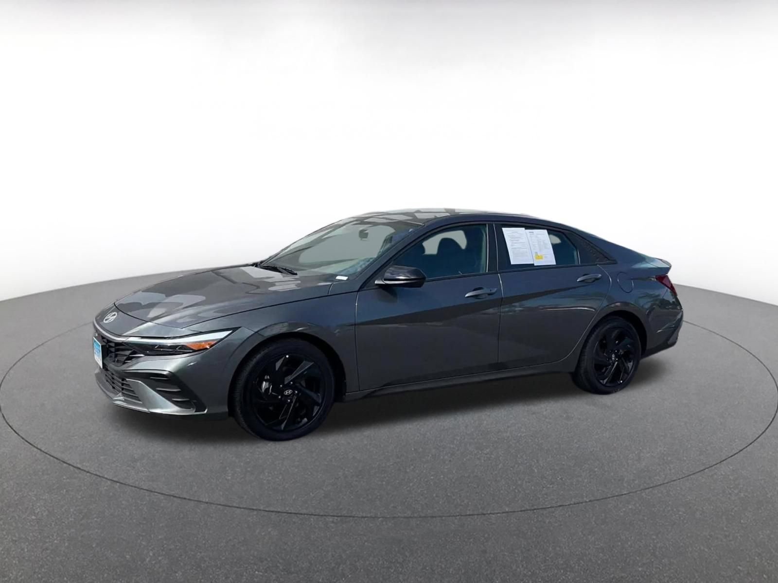 Used 2026 Hyundai Elantra Sport FWD image 8