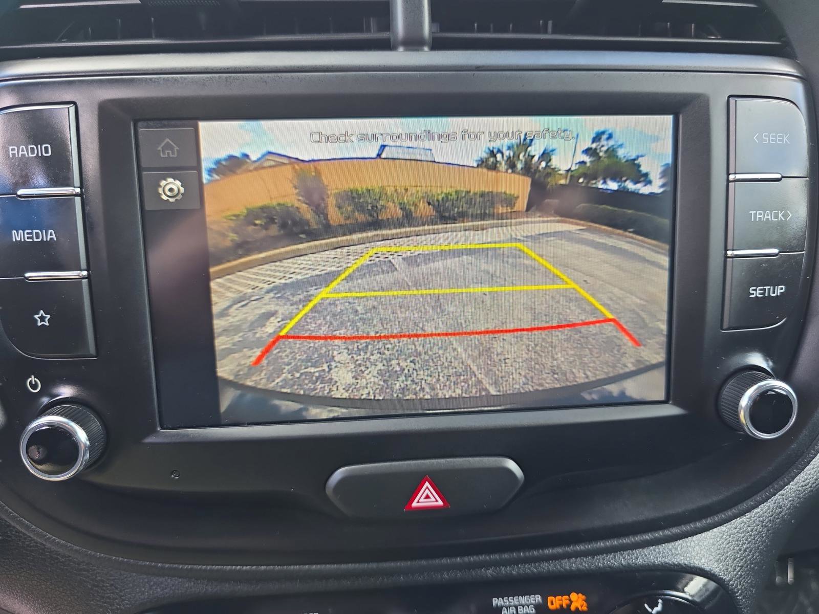 Used 2025 Kia Soul LX FWD image 24