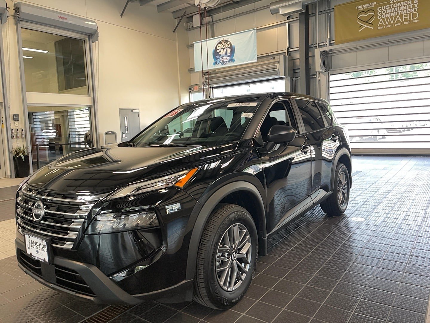 Used 2026 Nissan Rogue S AWD/4WD image 3