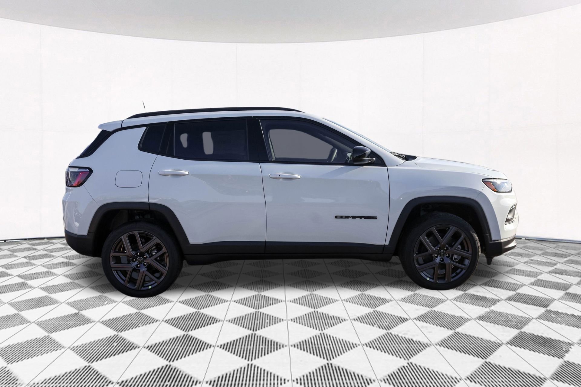 New 2026 Jeep Compass Latitude image 8