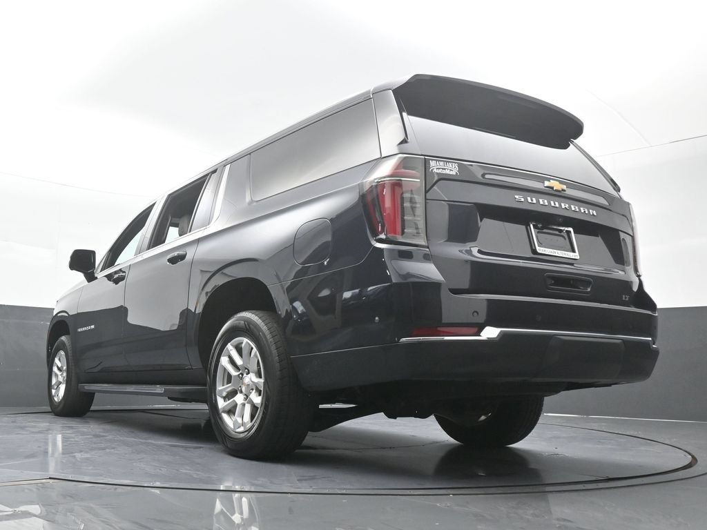 Used 2025 Chevrolet Suburban LT RWD image 72