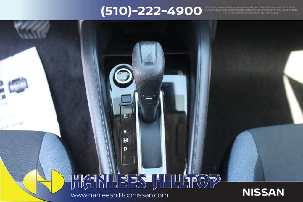 Used 2024 Nissan Versa SV w/ Trunk Package FWD image 18