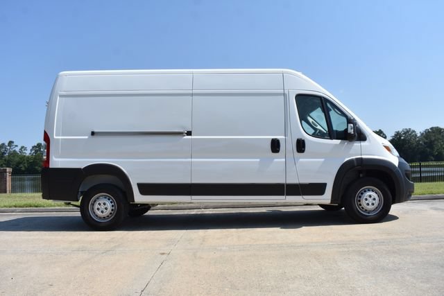 Used 2024 RAM ProMaster 2500 w/ Power Group FWD image 3
