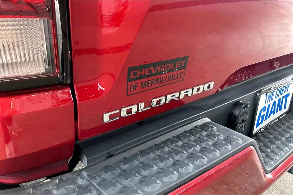 Used 2024 Chevrolet Colorado LT w/ LT Convenience Package II AWD/4WD image 24