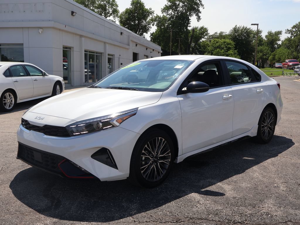 Certified 2024 Kia Forte GT-Line FWD image 3